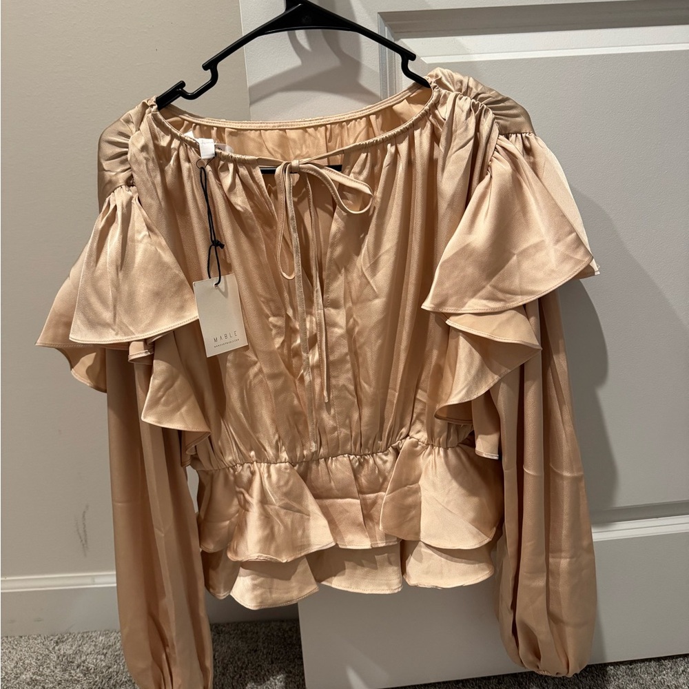 Chic Beige Ruffle Blouse - Picture 2 of 2